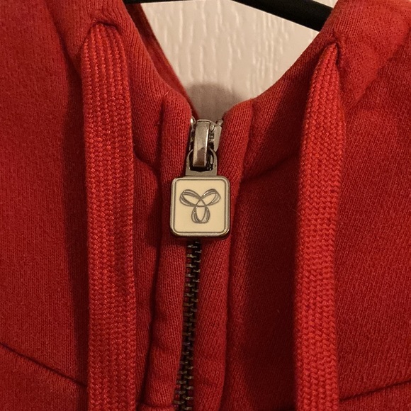 TNA Red Hoodie - Picture 2 of 5
